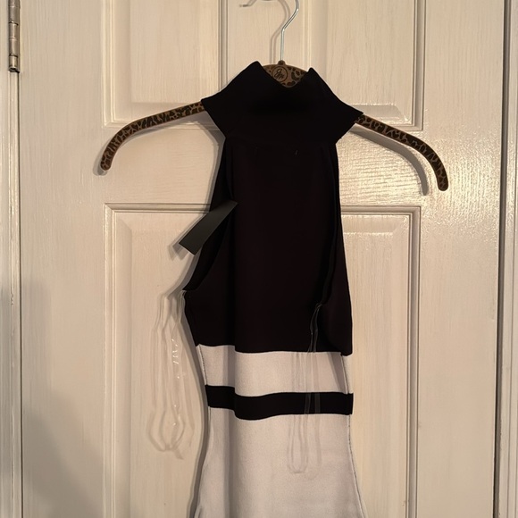 Hera Collection collar sleeveless knit dress NWT M - Picture 4 of 10
